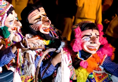 Fiestas Imperdibles: La Guía de Viaje a las Mejores Festividades del Perú