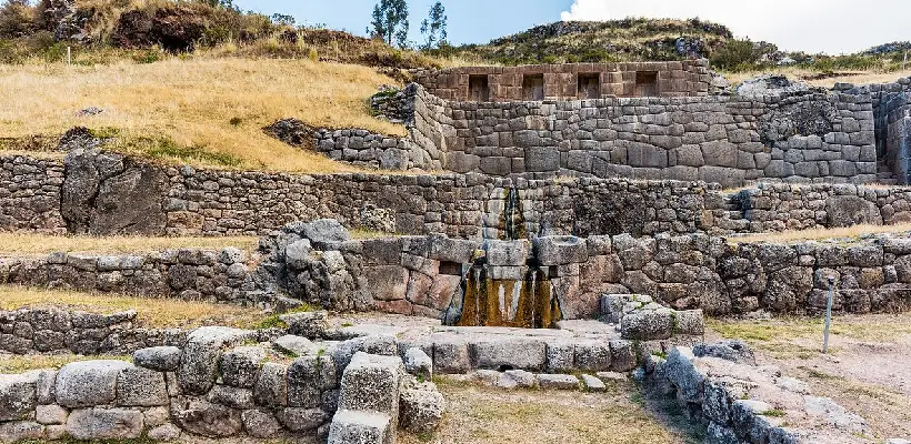 Viaje a cusco-Tambomachay