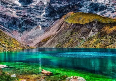 Espejos de la Naturaleza: Descubre las Más Impresionantes Lagunas de Perú